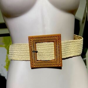 Women's NWOT Stretch Square Buckle Belt - Nautral, S